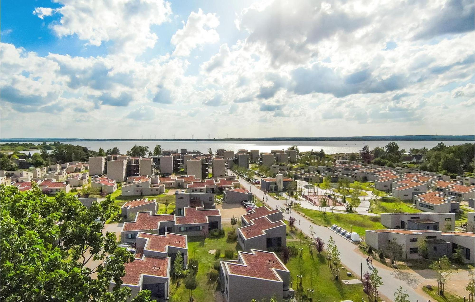 Amazing Apartment In Lembruch-Duemmer See Bagian luar foto